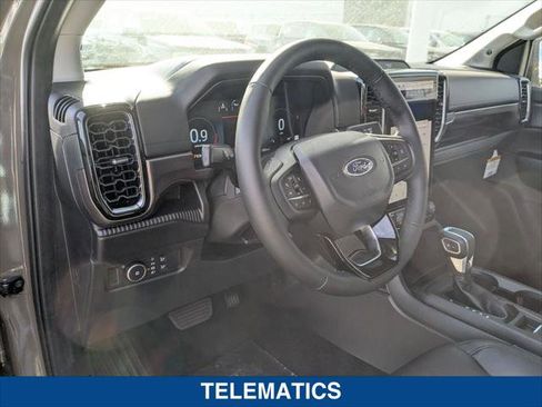 New 2025 Ford Ranger Lariat w/ Black Appearance Package image 9