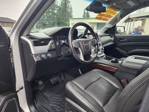 Used 2019 GMC Yukon SLT image 11