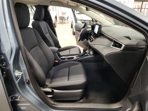 Used 2024 Toyota Corolla LE FWD image 30