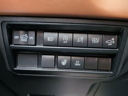 Used 2023 Toyota Tundra 1794 Edition image 34