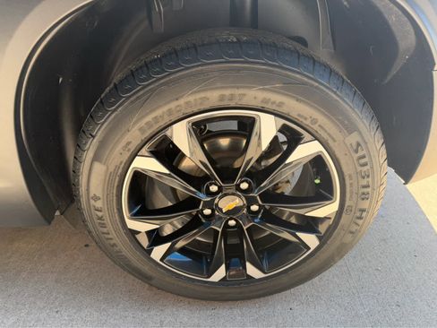 Used 2022 Chevrolet TrailBlazer LT w/ Convenience Package FWD image 13