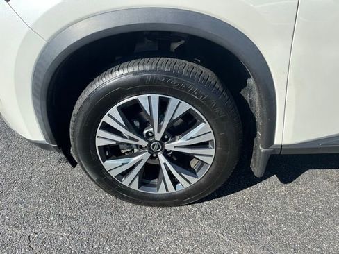 Used 2021 Nissan Rogue SV image 26