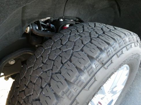 Certified 2024 Chevrolet Silverado 2500 High Country w/ Technology Package image 13