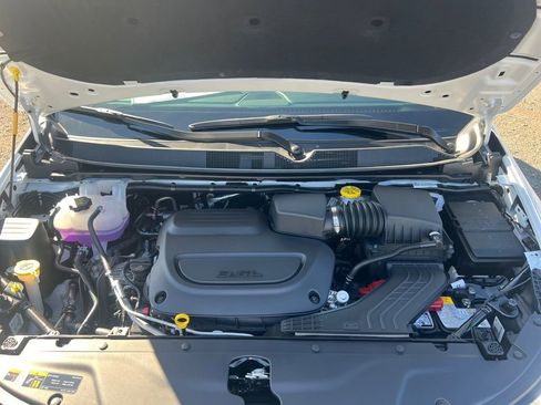 New 2026 Chrysler Pacifica Select image 20