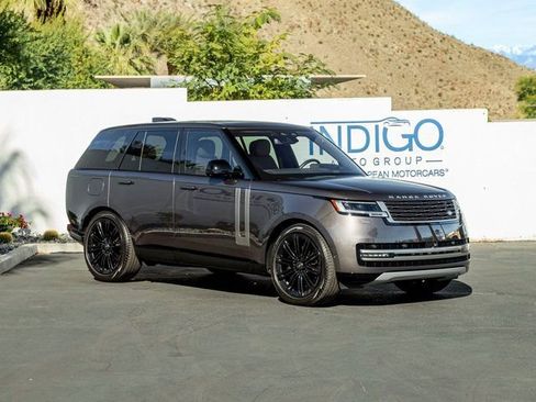 Used 2023 Land Rover Range Rover SE image 4