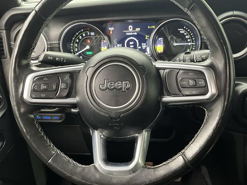Used 2023 Jeep Wrangler Unlimited Sahara w/ Cold Weather Group AWD/4WD image 13