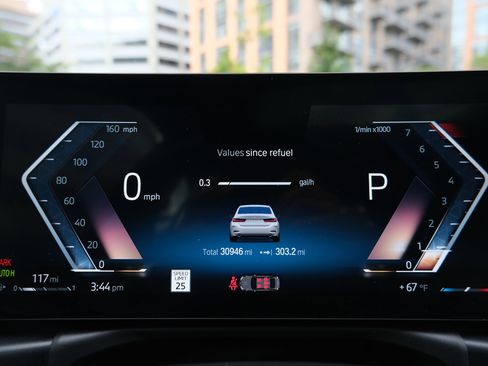 Used 2024 BMW 330i Sedan image 43