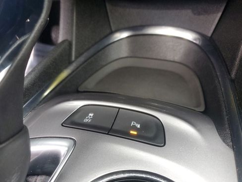 Used 2024 Chevrolet Malibu LT FWD image 28