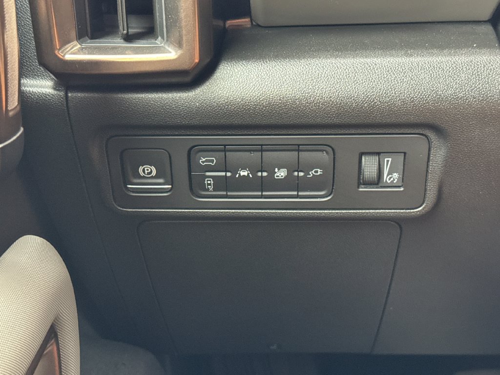 Used 2025 GMC Hummer EV 3X w/ Extreme Off-Road Package AWD/4WD image 30