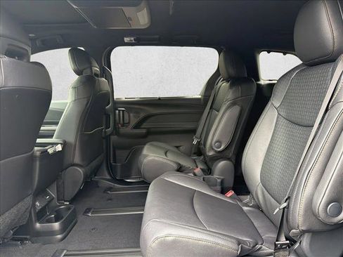 New 2026 Toyota Sienna XLE Woodland Edition image 20