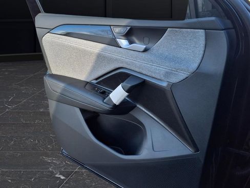 New 2026 Volkswagen Tiguan S image 30