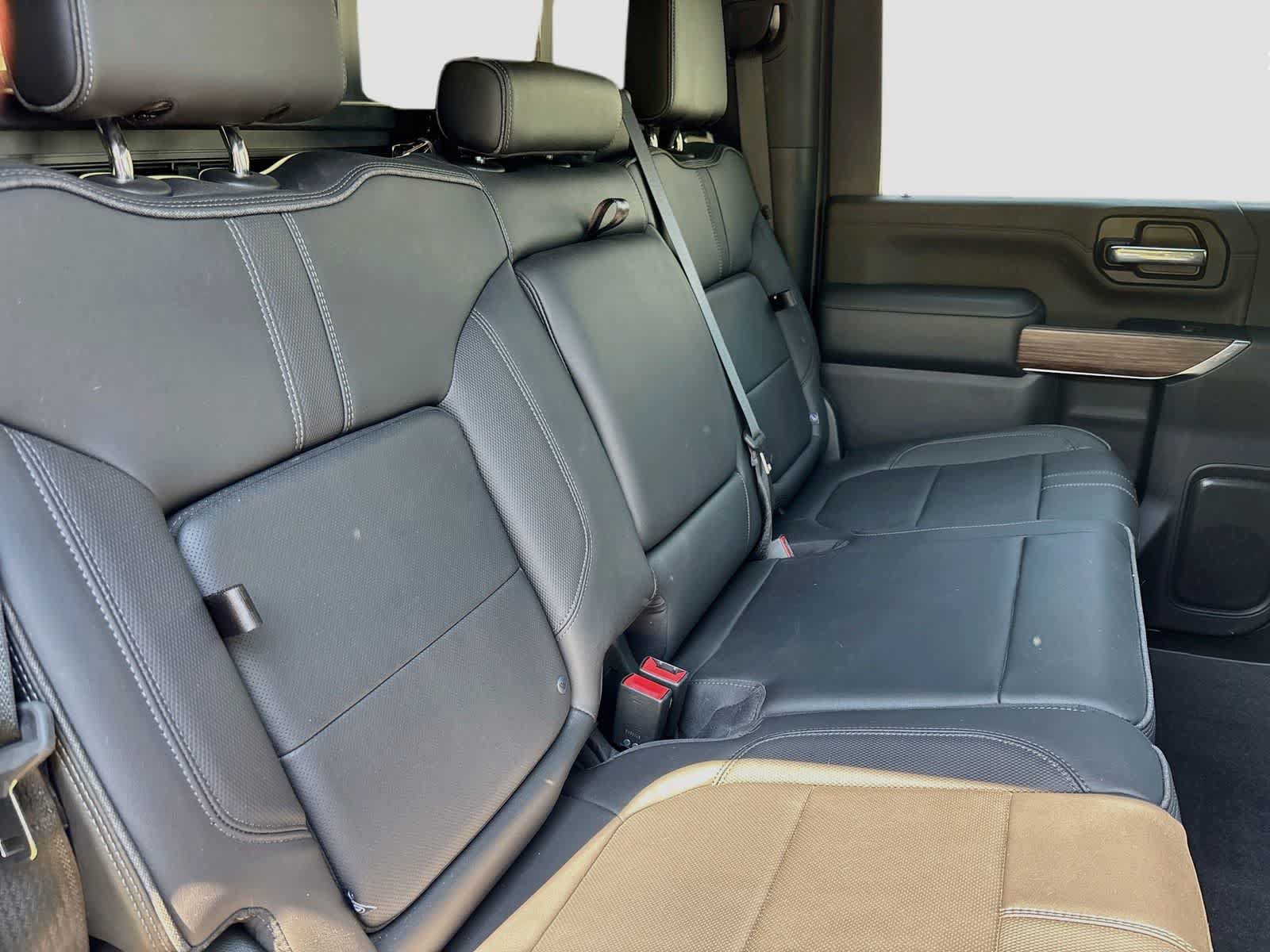 Used 2022 Chevrolet Silverado 2500 High Country w/ Safety Package II AWD/4WD image 27
