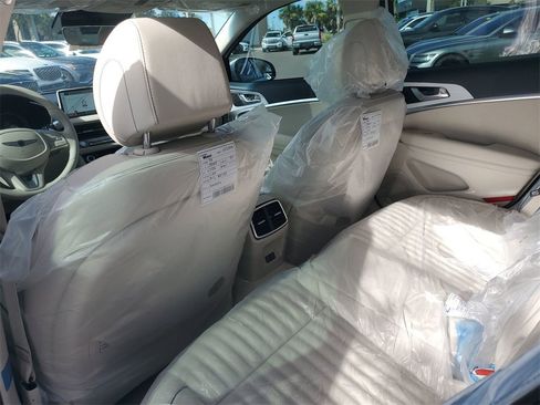 New 2026 Genesis G70 2.5T Prestige image 13