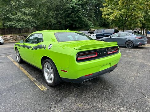 Used 2015 Dodge Challenger R/T Plus RWD image 3