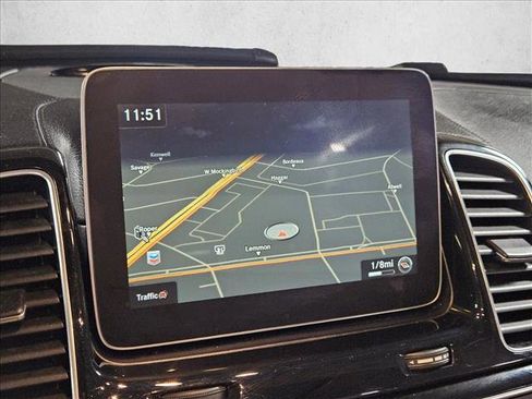 Used 2017 Mercedes-Benz GLS 550 4MATIC image 13