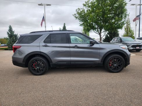 Used 2023 Ford Explorer ST w/ Equipment Group 401A AWD/4WD image 2