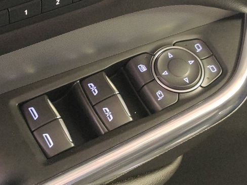 Used 2019 Cadillac XT4 Premium Luxury w/ Cold Weather Package image 27