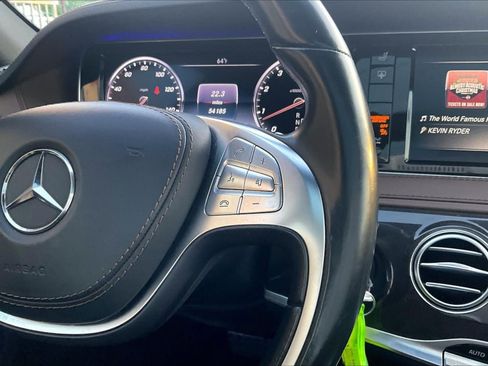 Used 2017 Mercedes-Benz S 550 Sedan image 19