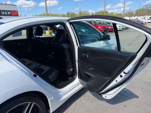 Used 2016 Honda Accord Sport image 10