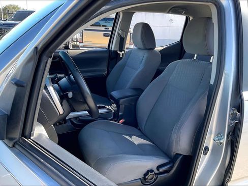 Used 2021 Toyota Tacoma SR5 image 7