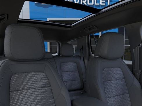 New 2026 Chevrolet Equinox LT w/ Midnight Edition FWD image 24