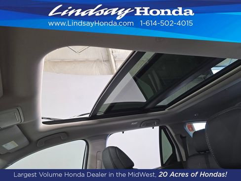Used 2025 Honda Pilot Touring image 21