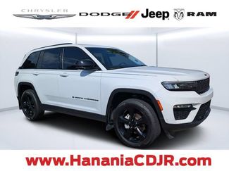 Certified 2023 Jeep Grand Cherokee Limited w/ Luxury Tech Group II AWD/4WD video 1