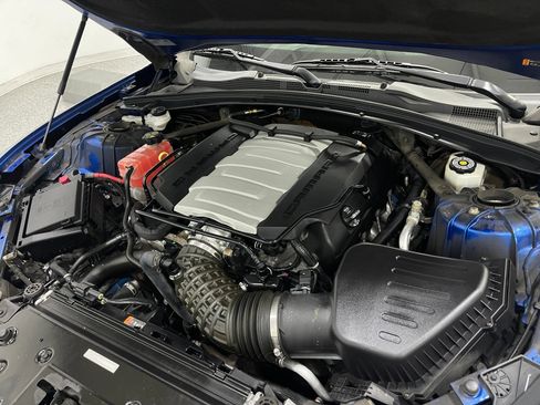 Used 2018 Chevrolet Camaro SS RWD image 26