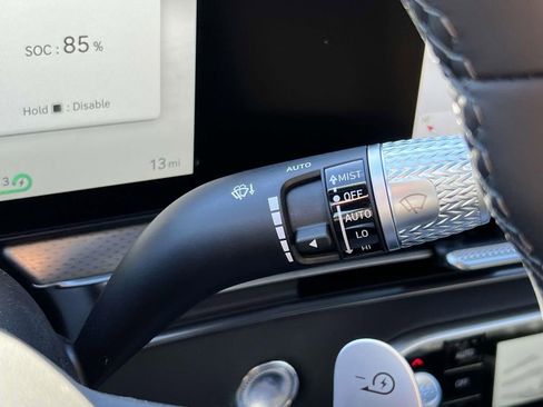 New 2024 Genesis GV60 Performance image 25