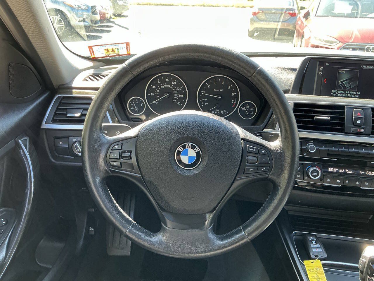 Used 2018 BMW 320i xDrive Sedan AWD/4WD image 28