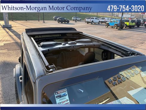 Used 2024 Jeep Wrangler Unlimited Rubicon image 9