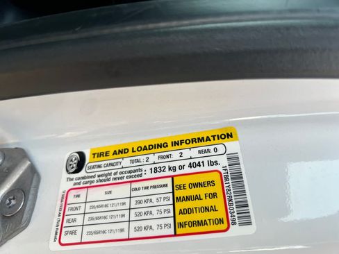 Used 2024 Ford Transit 250 Low Roof w/ Exterior Upgrade Package RWD image 6
