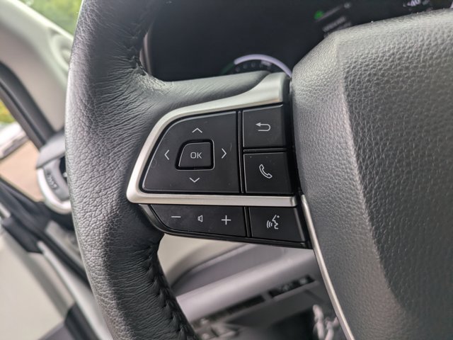Used 2024 Toyota Sienna XLE w/ XLE Plus Package AWD/4WD image 23