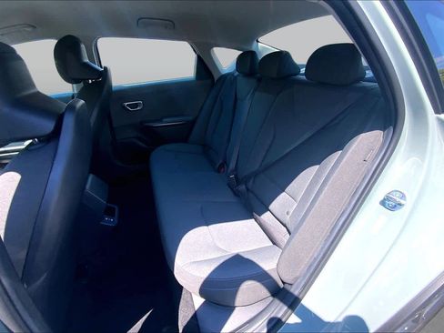 Used 2025 Kia K4 FWD image 20