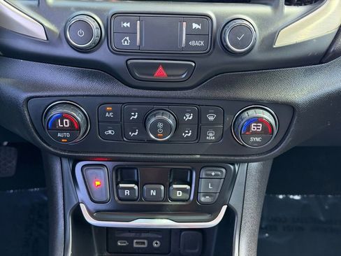 Used 2019 GMC Terrain Denali w/ Comfort Package FWD image 21