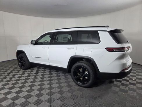New 2026 Jeep Grand Cherokee L Limited RWD image 7