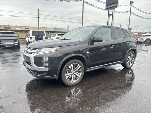 Used 2025 Mitsubishi Outlander Sport ES AWD/4WD image 8