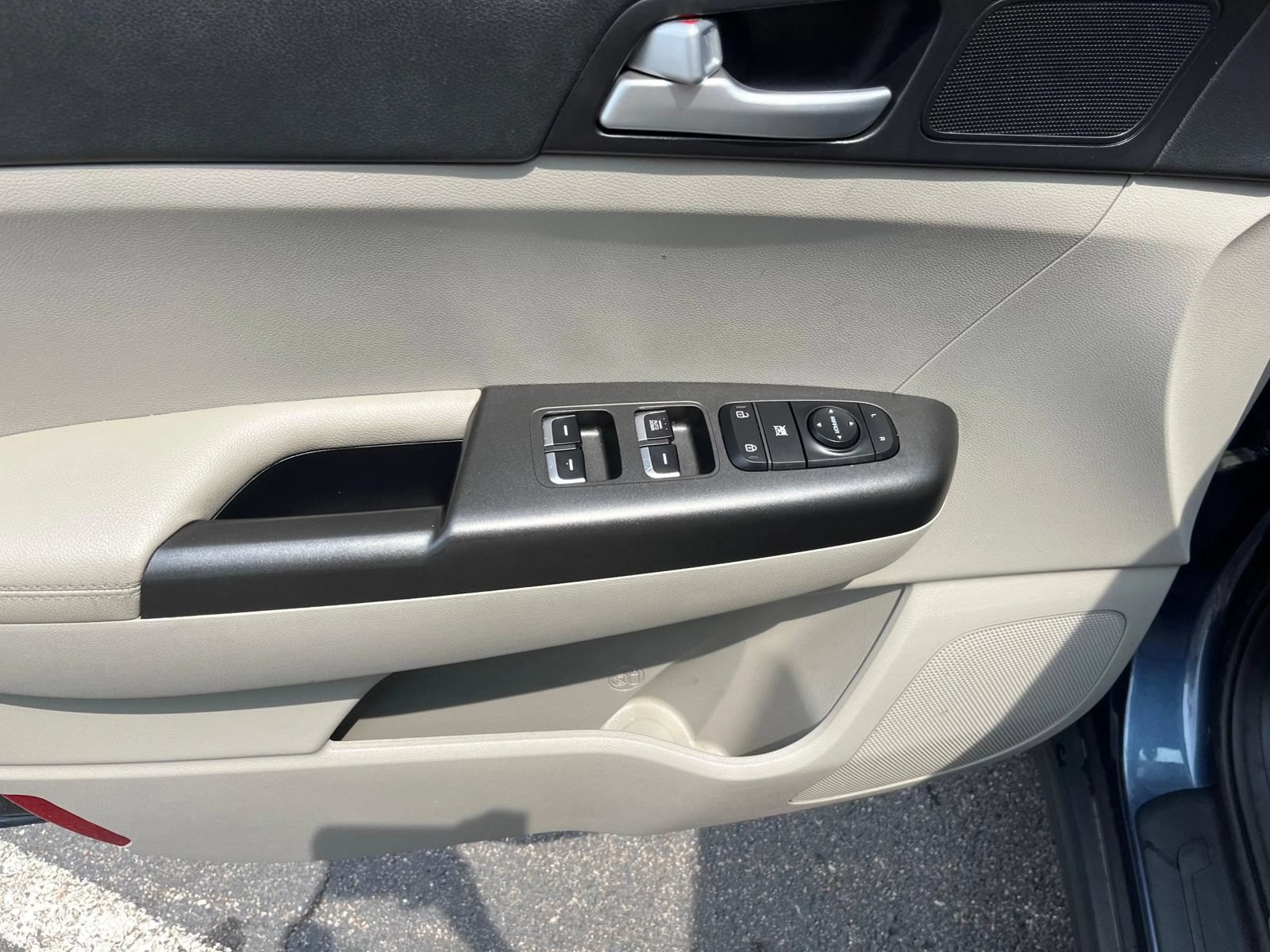 Used 2021 Kia Sportage LX AWD/4WD image 35