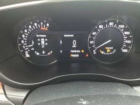 Used 2019 Lincoln MKC Reserve FWD image 15