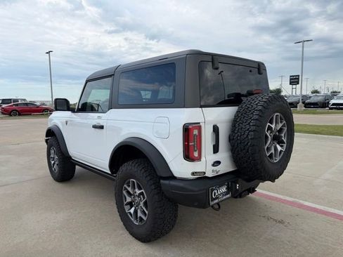 Used 2023 Ford Bronco Badlands AWD/4WD image 5