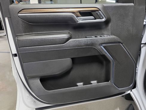 Used 2023 Chevrolet Silverado 1500 RST w/ Redline Edition image 23