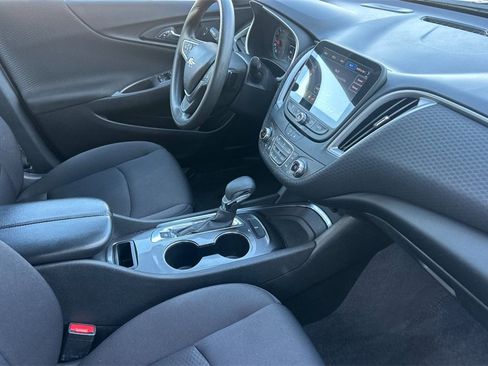 Used 2023 Chevrolet Malibu LT image 18