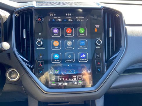 Used 2023 Subaru Ascent Onyx Edition image 18