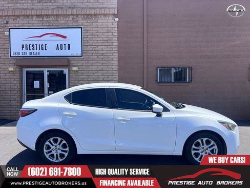 Used 2016 Scion iA FWD image 2