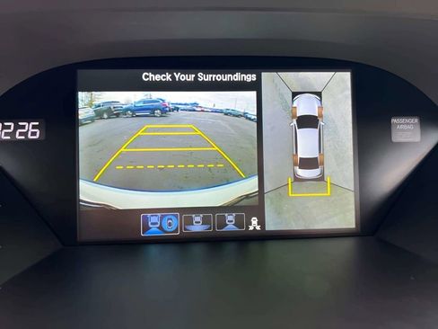 Used 2016 Acura RLX Sport Hybrid w/ Advance Pkg AWD/4WD image 29