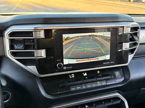Used 2022 Toyota Tundra SR5 image 13