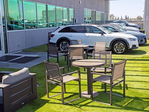 Used 2020 Audi Q8 Premium Plus w/ Premium Plus Package AWD/4WD image 27