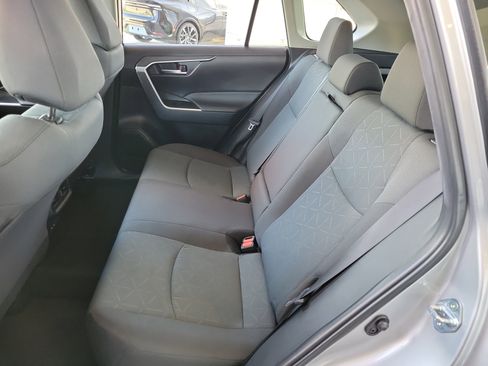 Used 2024 Toyota RAV4 XLE w/ Convenience Package image 28