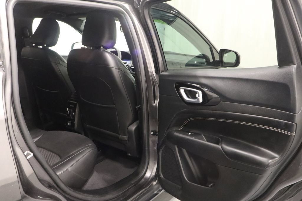 Certified 2022 Jeep Compass Latitude AWD/4WD image 18