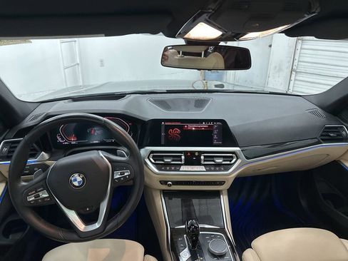 Used 2022 BMW 330i Sedan w/ Premium Package image 22